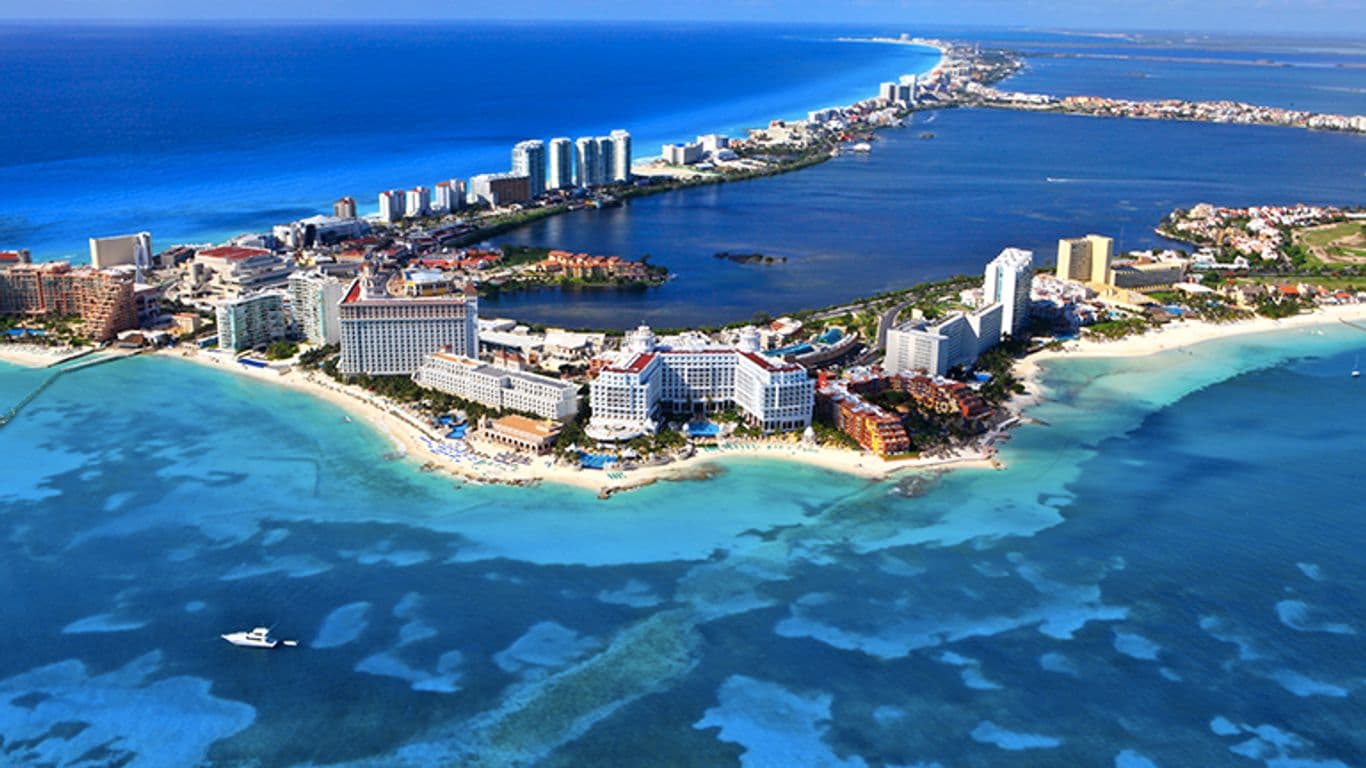 Playa turquesa en Cancun